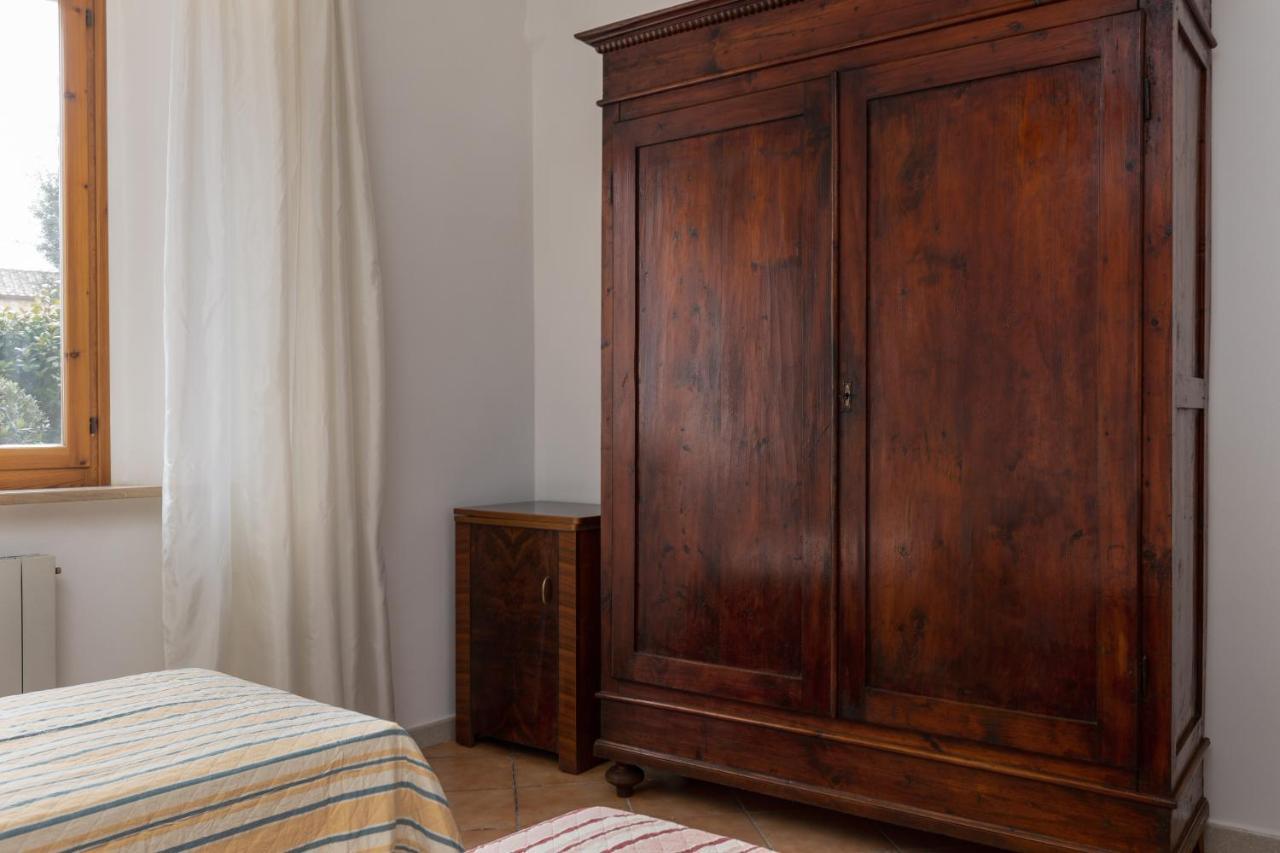 Enchanting Flat With Patio In Abbadia A Isola Monteriggioni Exterior foto